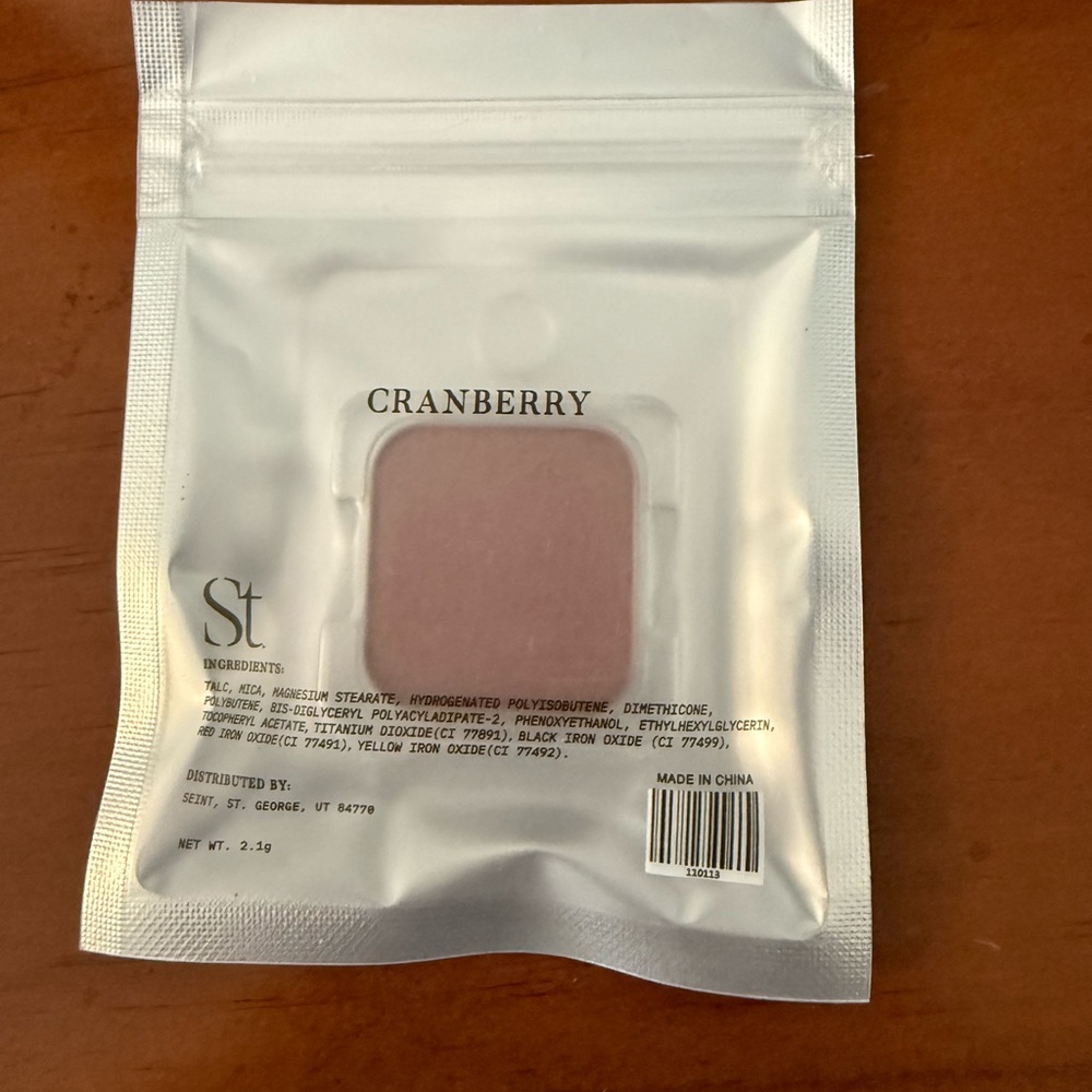 SEINT Cranberry Pink Eyeshadow